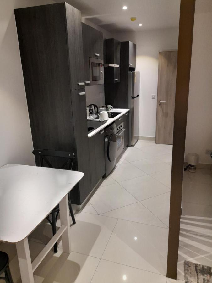 The Lennox D-Plus Apartments Аккра Екстер'єр фото